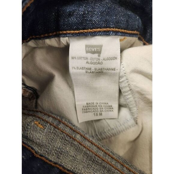 Levi 18M 590 Boot Cut Jeans. Measures approx 40W x 31 inseam x 11 rise - Picture 6 of 10